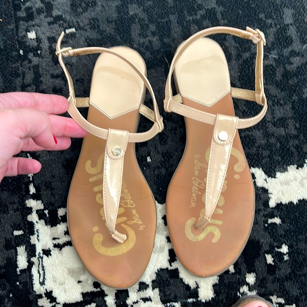 Circus by Same Edelman nude patent t-strap sandal